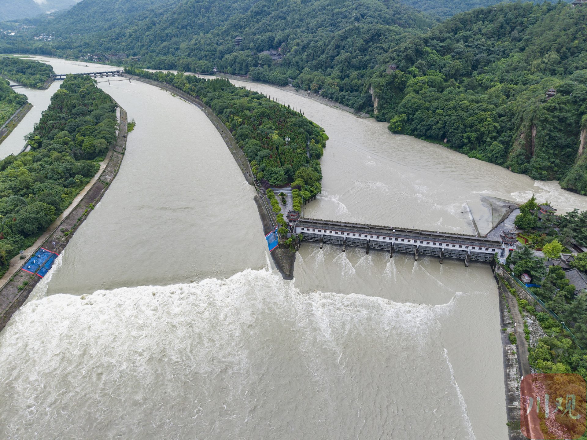 Dujiangyan Irrigation System — Chengdu, China