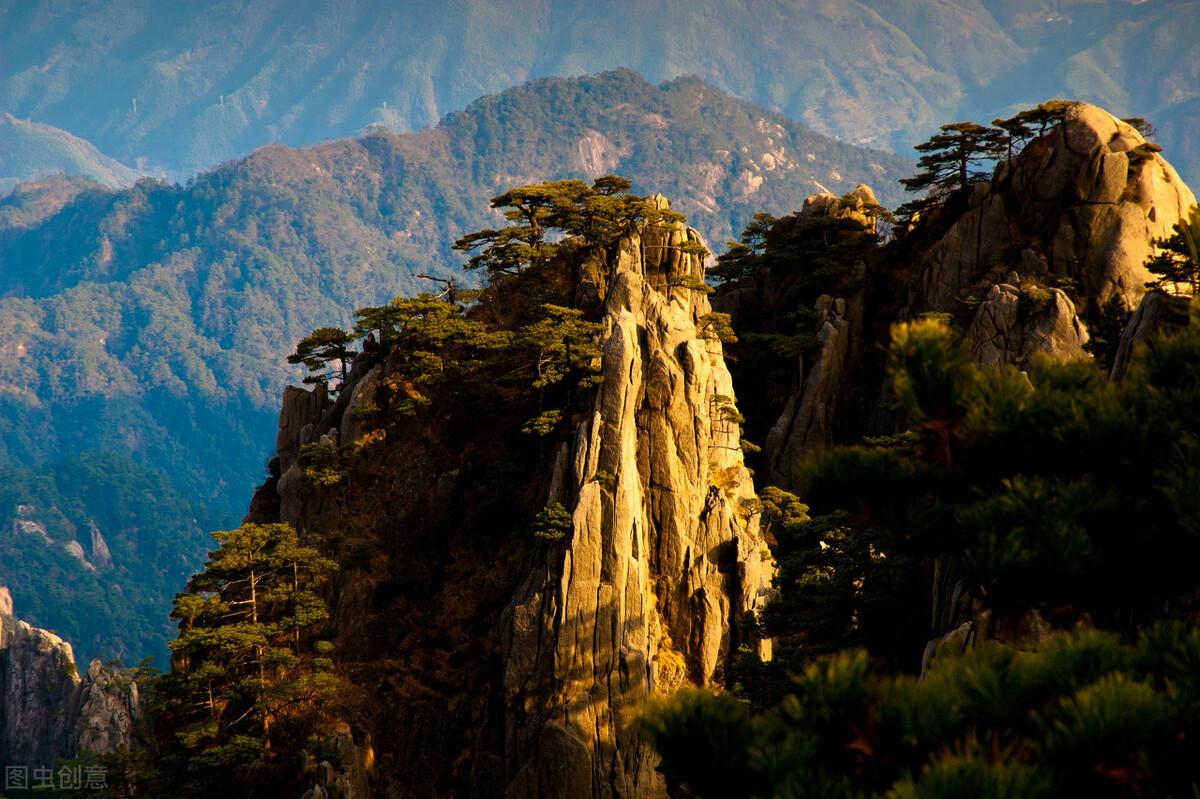 Huizhou Ink Wash · Hongcun Village & Yellow Mountain 4-Day Tour